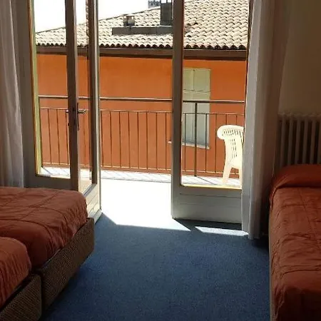 The House Guest house
